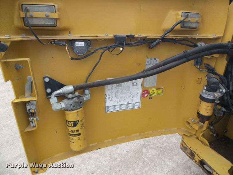 image for item DH4922 2012 Caterpillar 242B  Series 3 skid steer loader