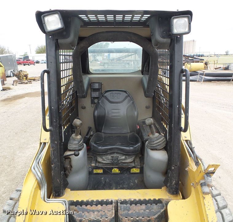 image for item DH4922 2012 Caterpillar 242B  Series 3 skid steer loader