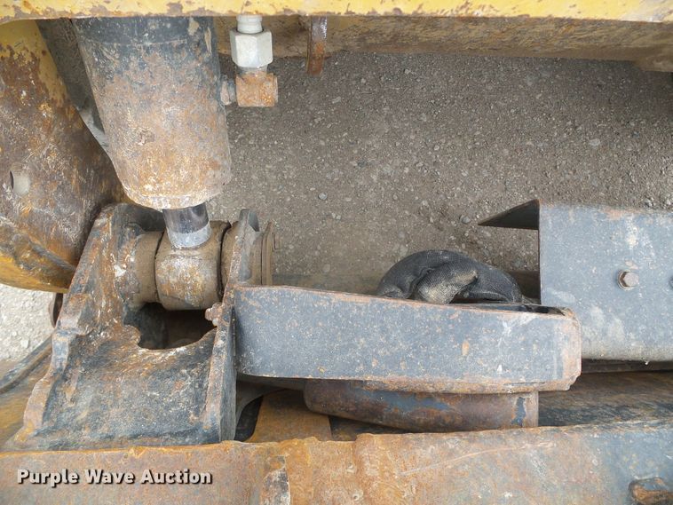 image for item DH4922 2012 Caterpillar 242B  Series 3 skid steer loader