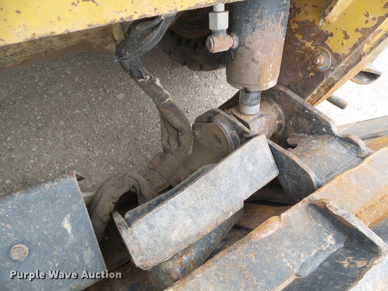 image for item DH4922 2012 Caterpillar 242B  Series 3 skid steer loader