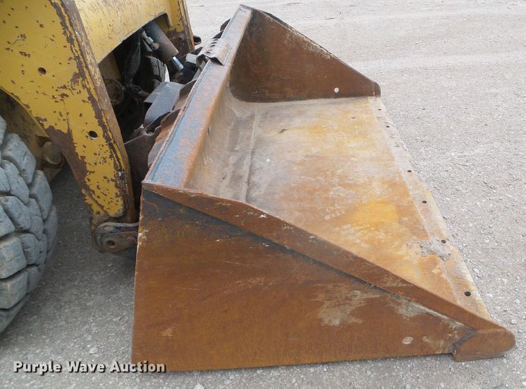 image for item DH4922 2012 Caterpillar 242B  Series 3 skid steer loader