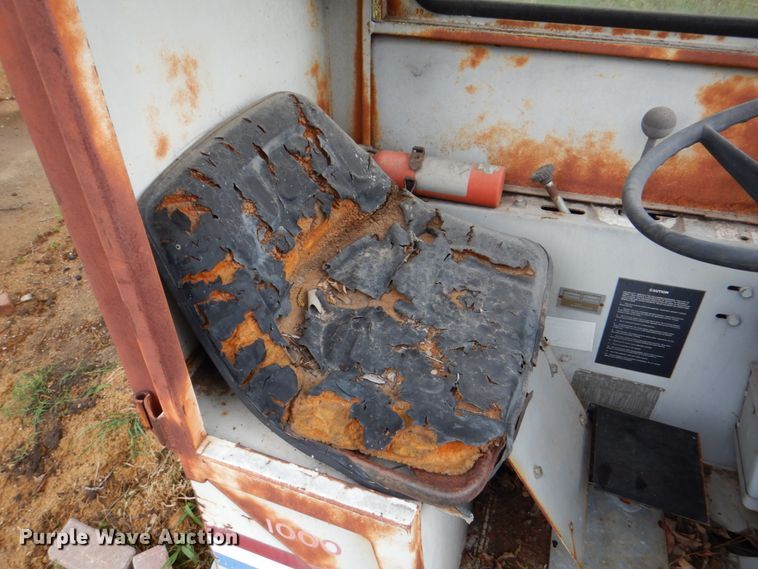 image for item DH5326 Clark 577-501 sweeper