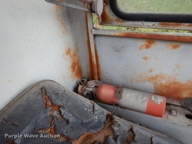 image for item DH5326 Clark 577-501 sweeper