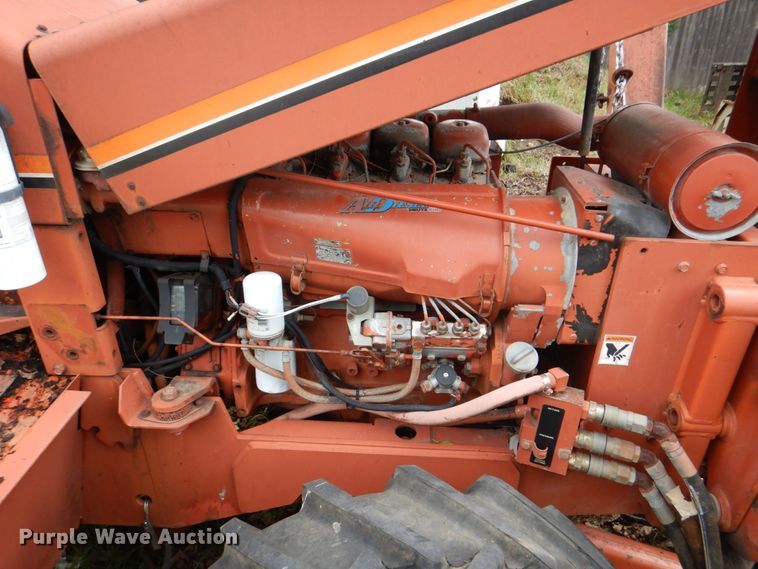 image for item DH5327 1992 Ditch Witch 7520 trencher