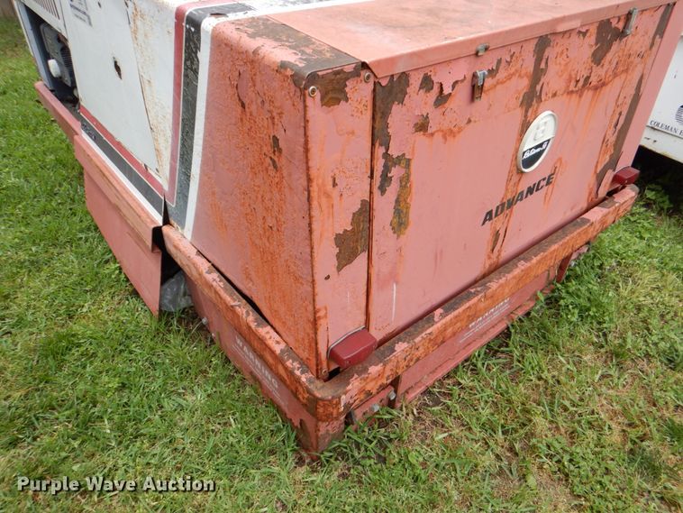 image for item DH5328 1983 Advance 560G sweeper