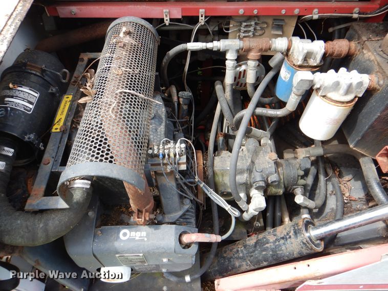 image for item DH5328 1983 Advance 560G sweeper