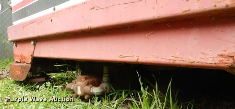 image for item DH5328 1983 Advance 560G sweeper