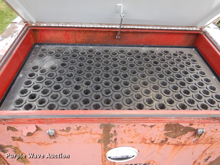 image for item DH5328 1983 Advance 560G sweeper