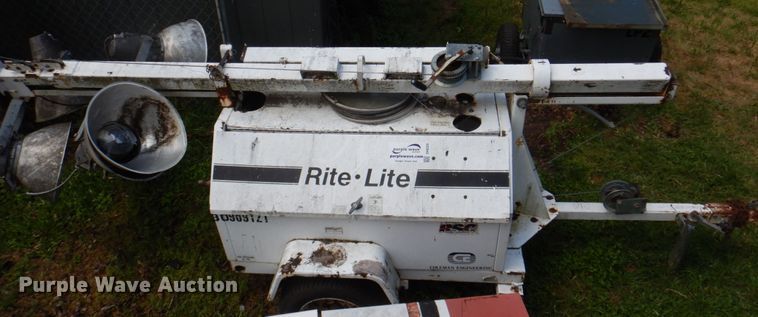 image for item DH5329 Coleman Rite Lite light plant