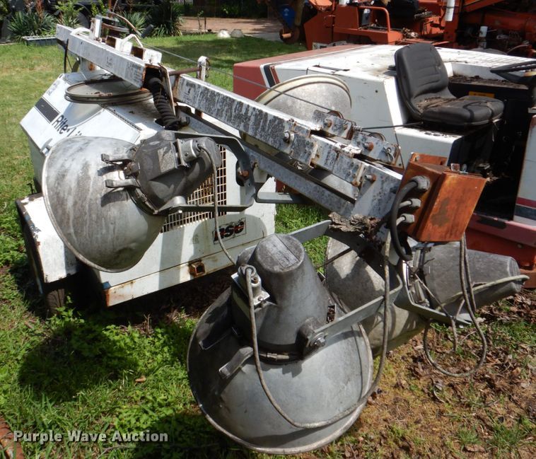 image for item DH5329 Coleman Rite Lite light plant