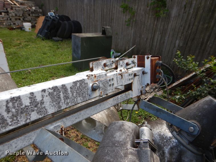 image for item DH5329 Coleman Rite Lite light plant