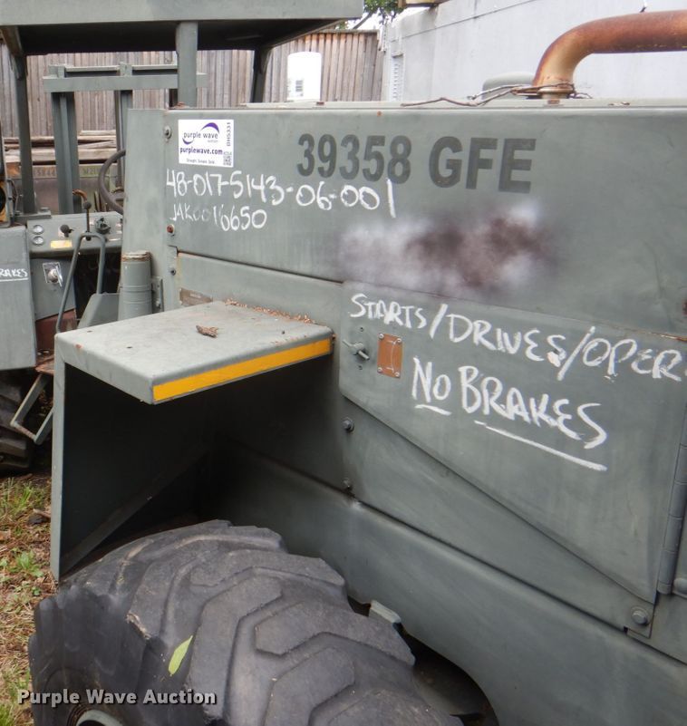 image for item DH5331 Case M4K forklift