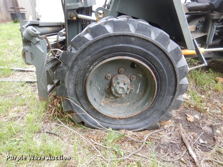 image for item DH5331 Case M4K forklift