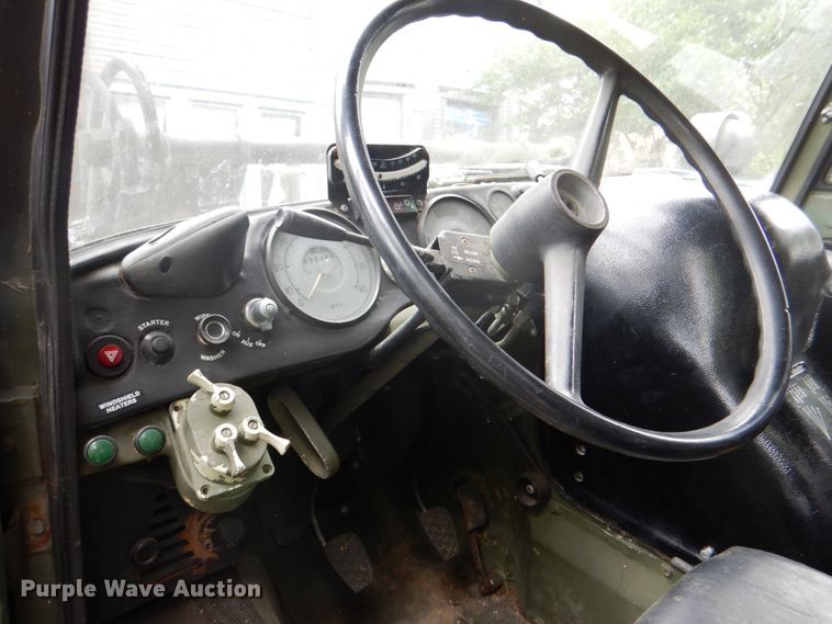 image for item DH5333 2005 Freightliner Unimog emplacement excavator