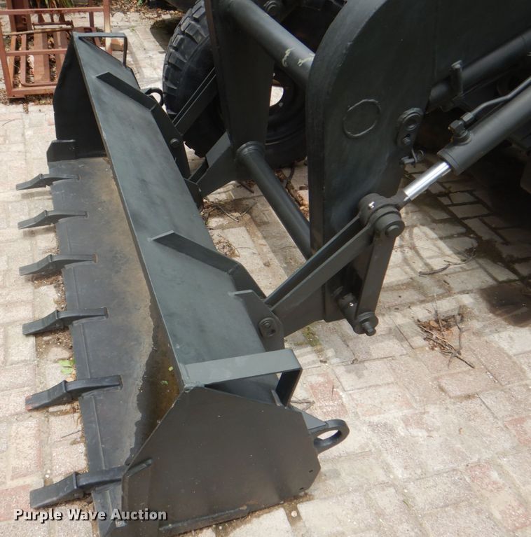 image for item DH5333 2005 Freightliner Unimog emplacement excavator