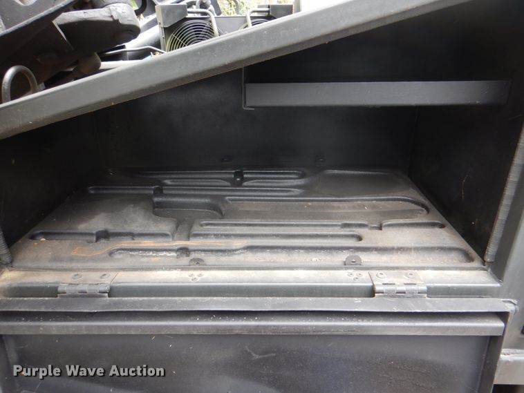 image for item DH5333 2005 Freightliner Unimog emplacement excavator