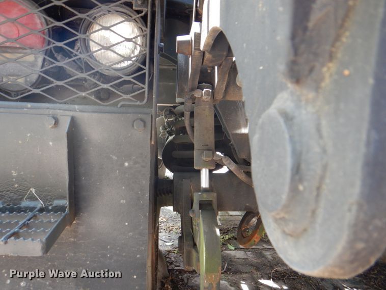 image for item DH5333 2005 Freightliner Unimog emplacement excavator