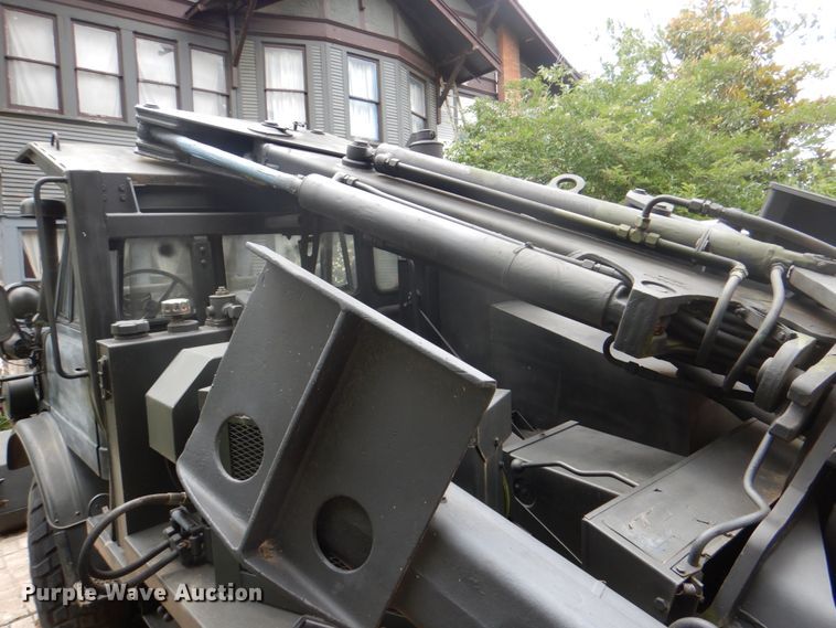 image for item DH5333 2005 Freightliner Unimog emplacement excavator