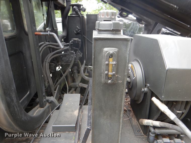 image for item DH5333 2005 Freightliner Unimog emplacement excavator