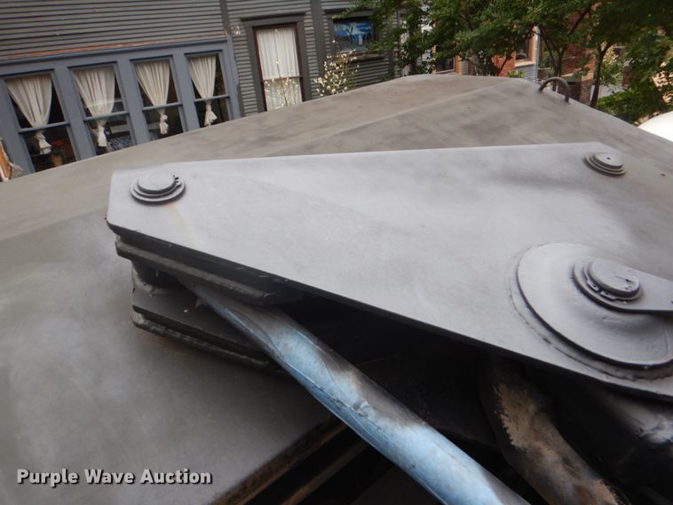 image for item DH5333 2005 Freightliner Unimog emplacement excavator