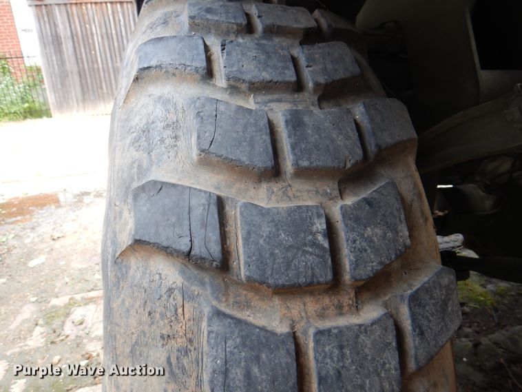 image for item DH5333 2005 Freightliner Unimog emplacement excavator