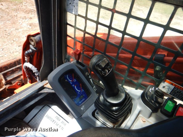 image for item DH5343 2016 Kubota SVL90-2  tracked skid steer loader