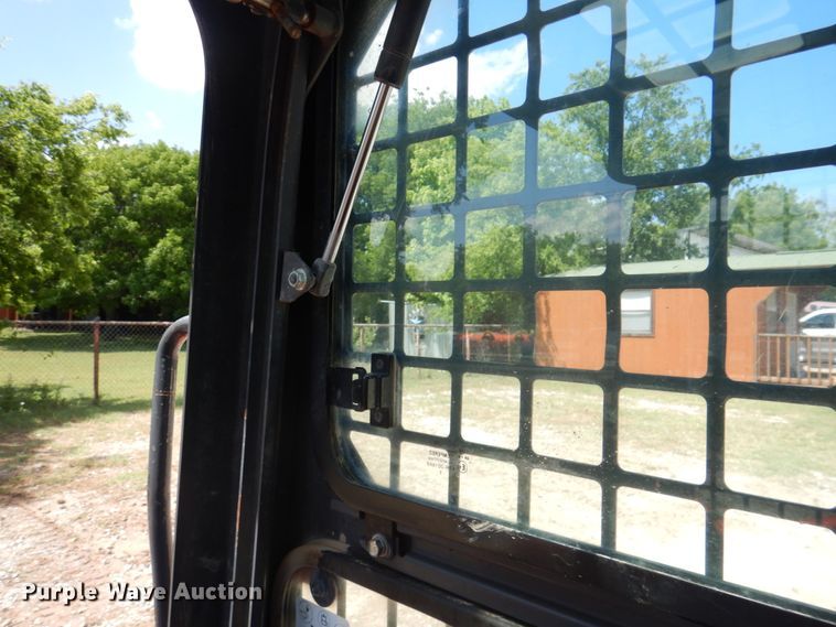 image for item DH5343 2016 Kubota SVL90-2  tracked skid steer loader