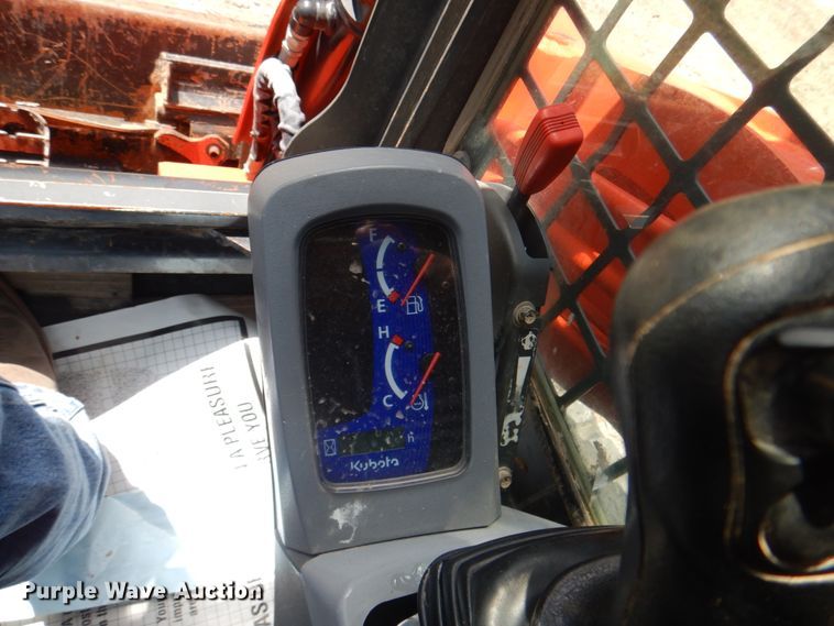 image for item DH5343 2016 Kubota SVL90-2  tracked skid steer loader