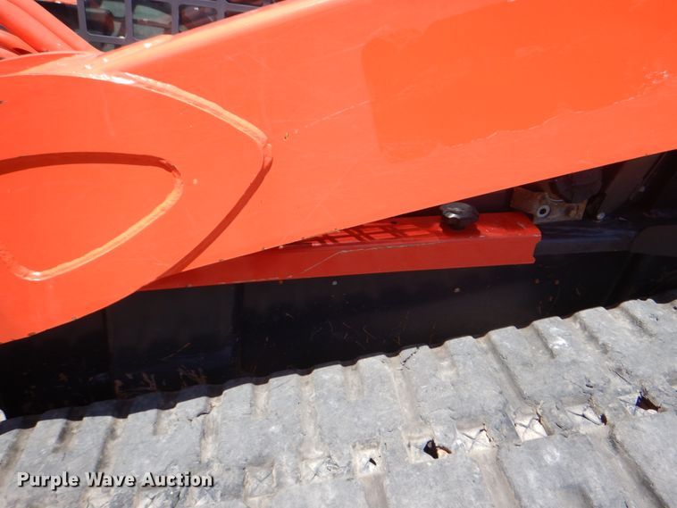 image for item DH5343 2016 Kubota SVL90-2  tracked skid steer loader