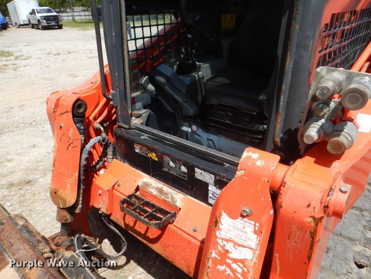 image for item DH5343 2016 Kubota SVL90-2  tracked skid steer loader