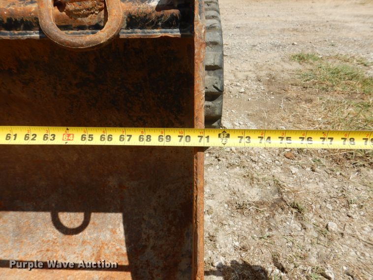 image for item DH5343 2016 Kubota SVL90-2  tracked skid steer loader