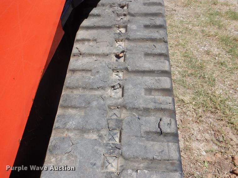 image for item DH5343 2016 Kubota SVL90-2  tracked skid steer loader