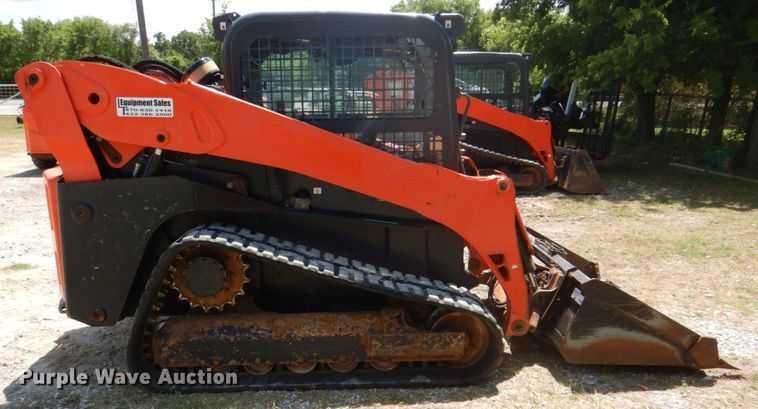 image for item DH5344 2016 Kubota SVL90-2  tracked skid steer loader