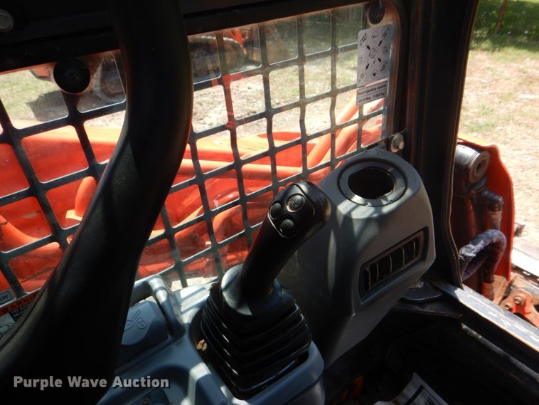 image for item DH5344 2016 Kubota SVL90-2  tracked skid steer loader