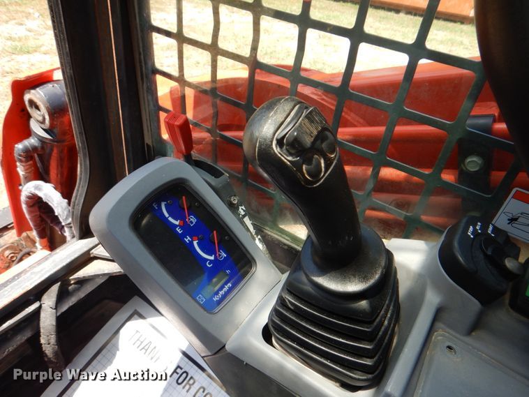 image for item DH5344 2016 Kubota SVL90-2  tracked skid steer loader