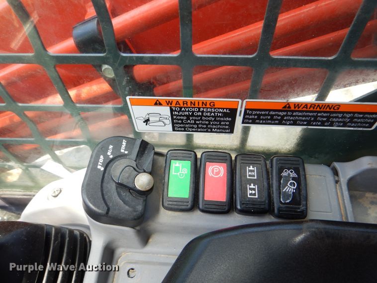 image for item DH5344 2016 Kubota SVL90-2  tracked skid steer loader