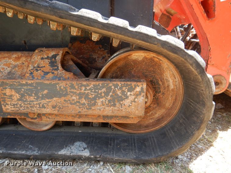 image for item DH5344 2016 Kubota SVL90-2  tracked skid steer loader