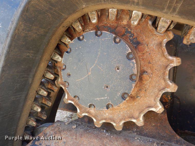 image for item DH5344 2016 Kubota SVL90-2  tracked skid steer loader