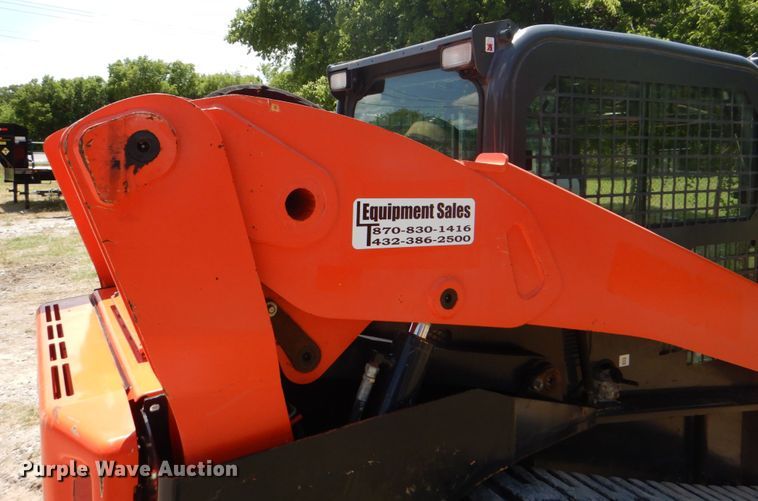 image for item DH5344 2016 Kubota SVL90-2  tracked skid steer loader