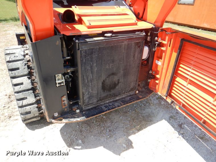 image for item DH5344 2016 Kubota SVL90-2  tracked skid steer loader