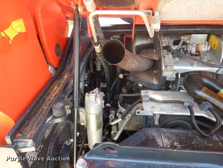 image for item DH5344 2016 Kubota SVL90-2  tracked skid steer loader