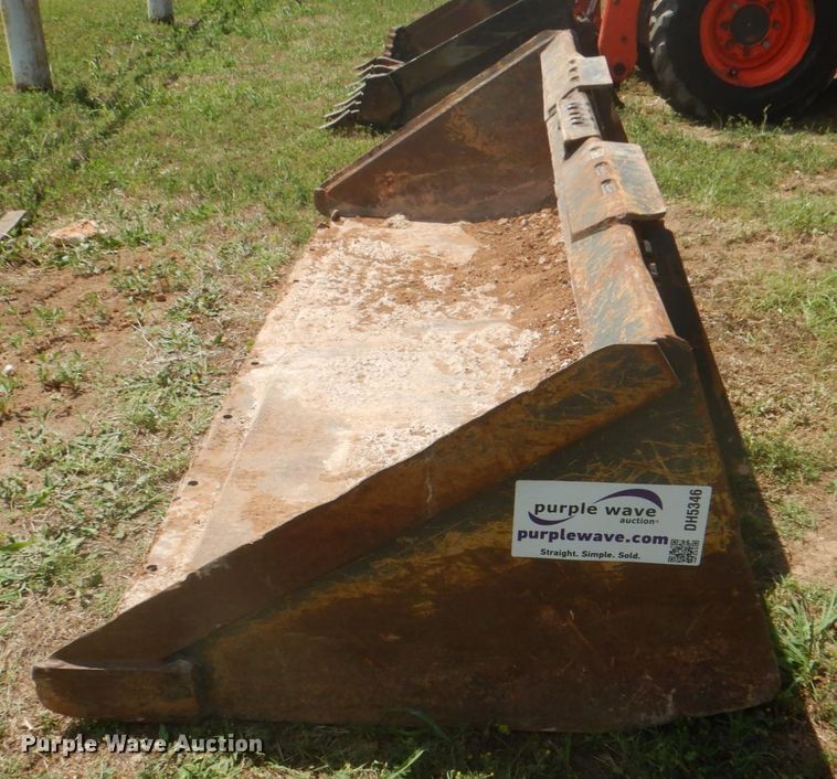 image for item DH5346 72"W low profile skid steer bucket