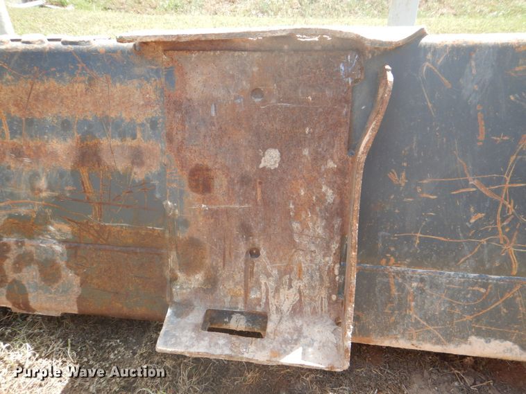 image for item DH5346 72"W low profile skid steer bucket