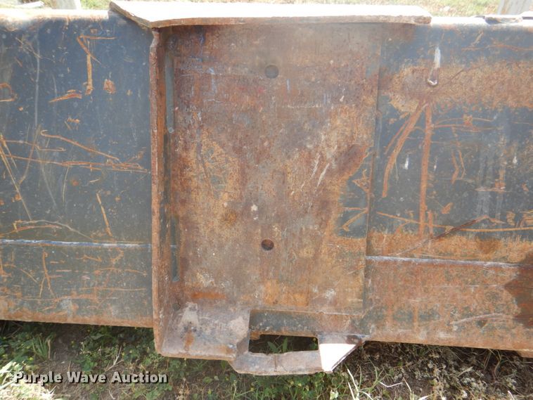 image for item DH5346 72"W low profile skid steer bucket