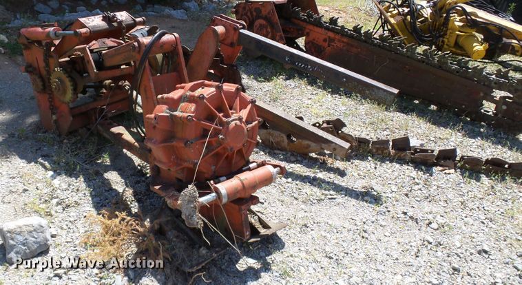 image for item DH7938 Charles Machine Works R40C combination unit