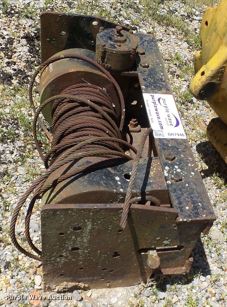 image for item DH7946 Ramsey winch