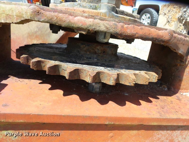 image for item DH7949 Ditch Witch 641A rock saw attachment