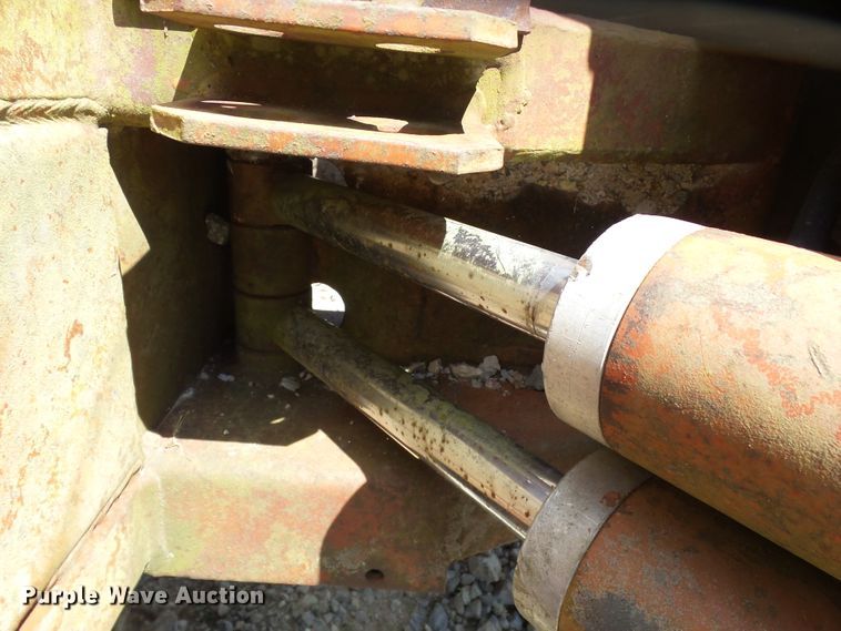 image for item DH7949 Ditch Witch 641A rock saw attachment