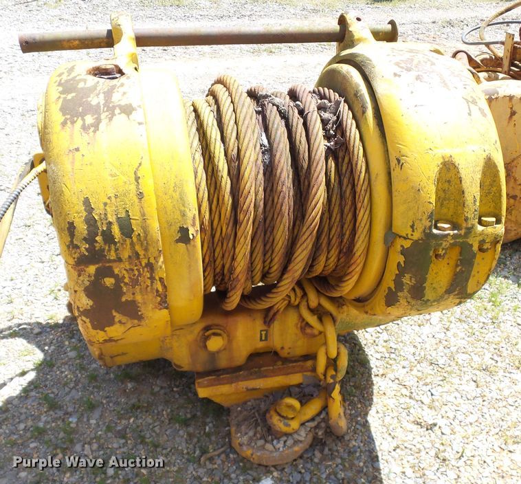 image for item DH7950 Carco G winch
