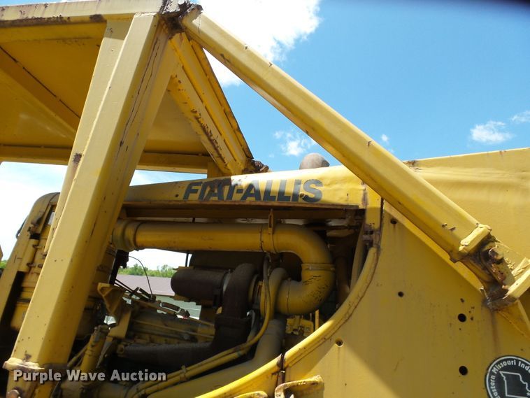 image for item DH7954 Fiat-Allis 21B  crawler dozer